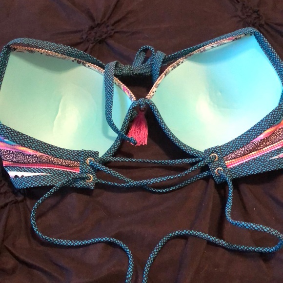 Bikini Top - Picture 6 of 6